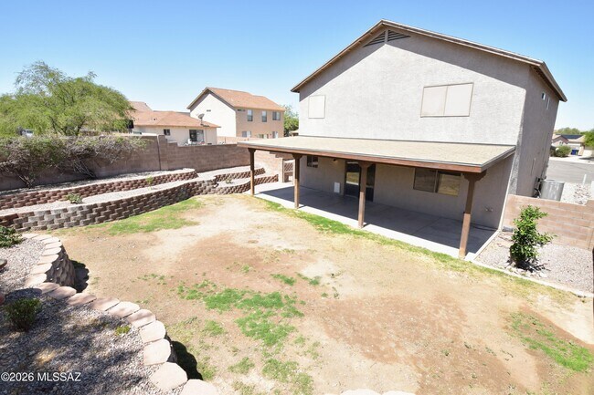 Building Photo - 10226 E Desert Eden Pl