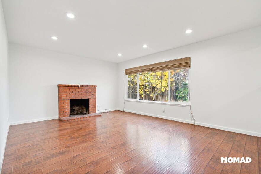 Building Photo - 5450 Scenic Ave