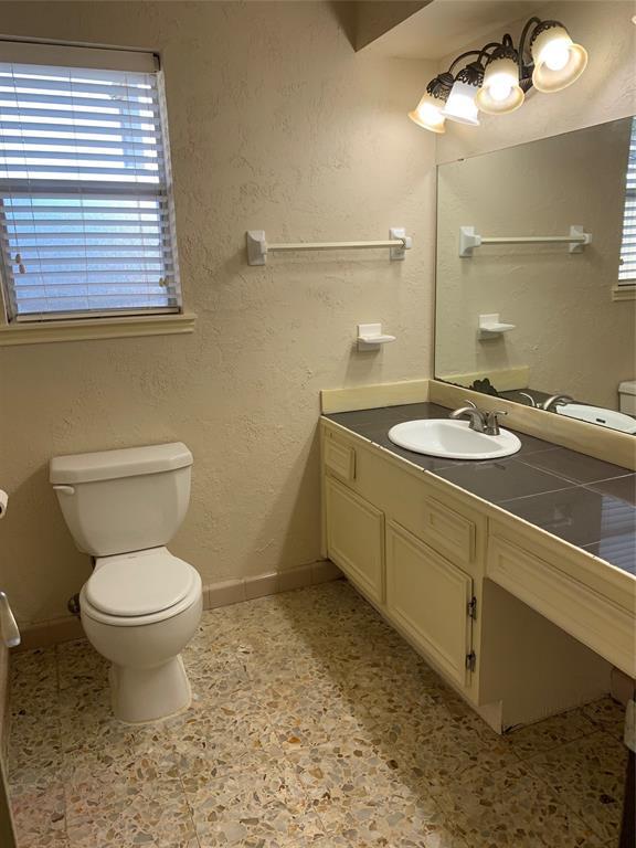 Building Photo - 434 Gentilly Dr