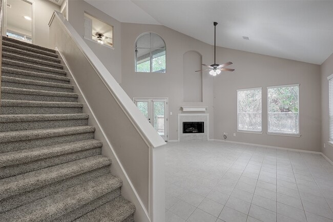 Building Photo - 10 Hancock St