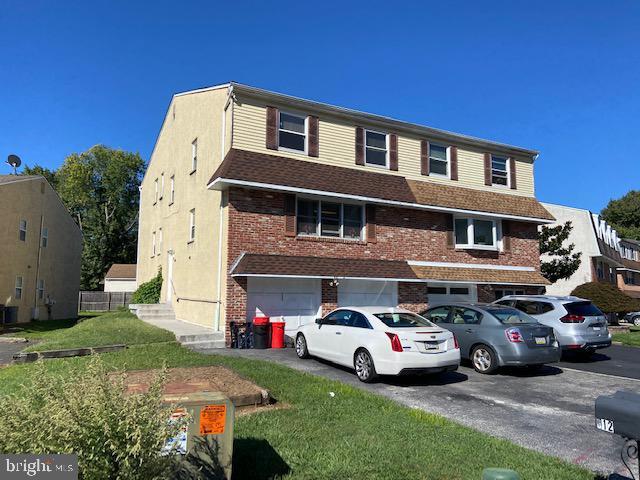 Building Photo - 612 COUNTRY