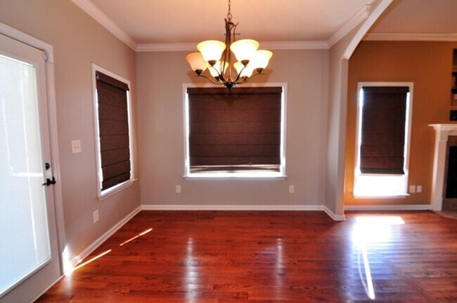 Building Photo - 1462 Cobra Ln
