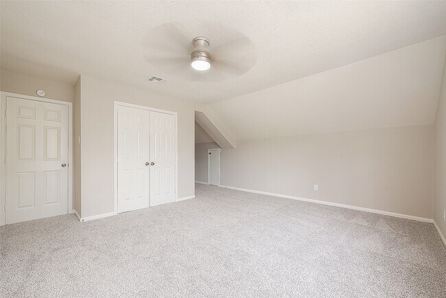 Building Photo - 3103 Hartcliff Cir