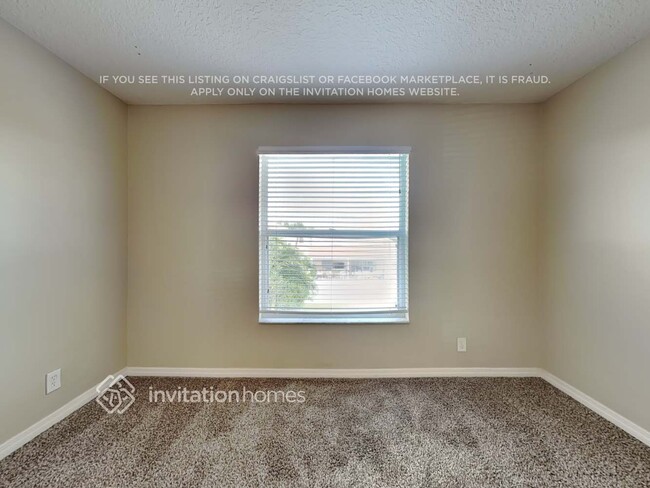 Building Photo - 7619 Oakboro Dr