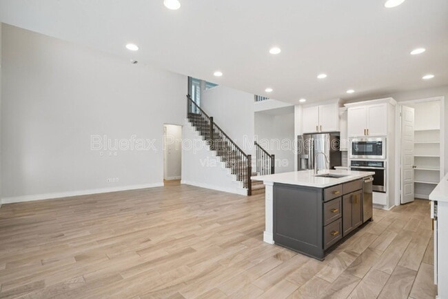 Building Photo - 14047 May Mist