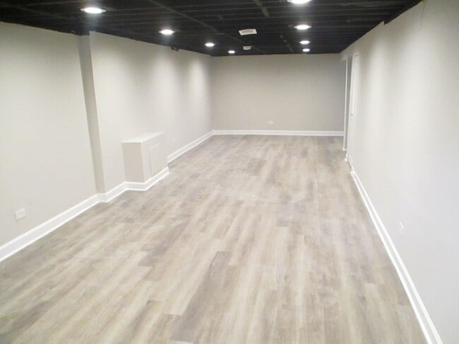 Building Photo - 1738 Ballentine St