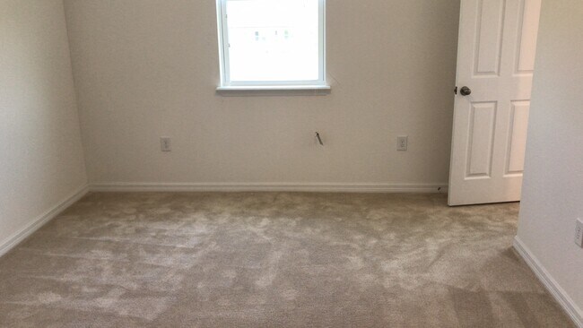 Building Photo - 5 Bed!! Windermere!! Large game room!!