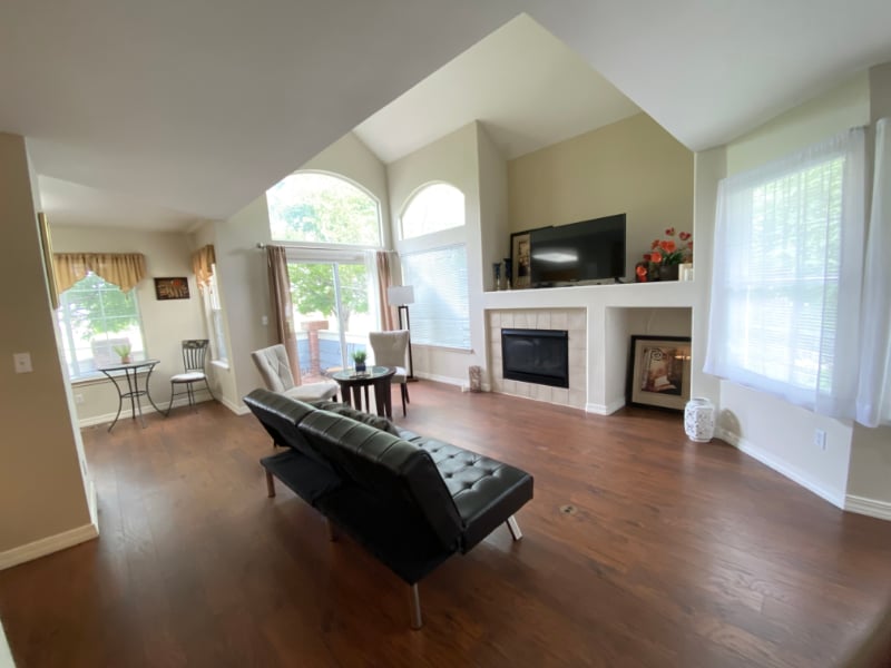 Building Photo - 9647 Deer Horn Ct