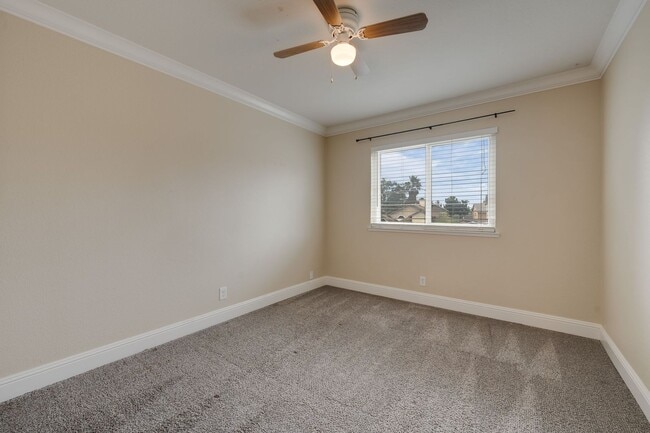 Building Photo - 3-Bed, 2.5-Bath Antelope Home with Vaulted Ceilings & Spacious Yard