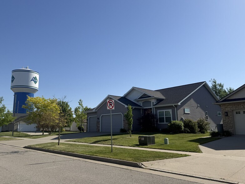 Building Photo - 3314 Cullen Dr