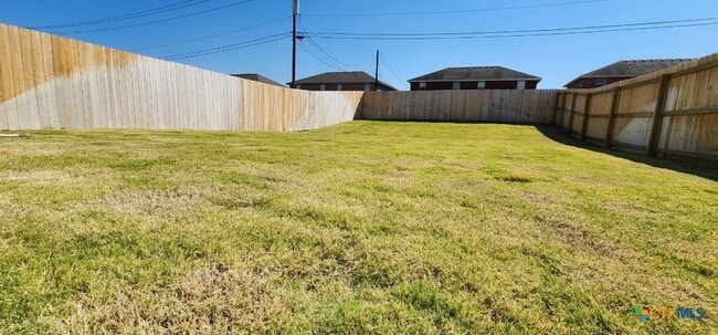 Building Photo - 1108 Carlsberg Dr