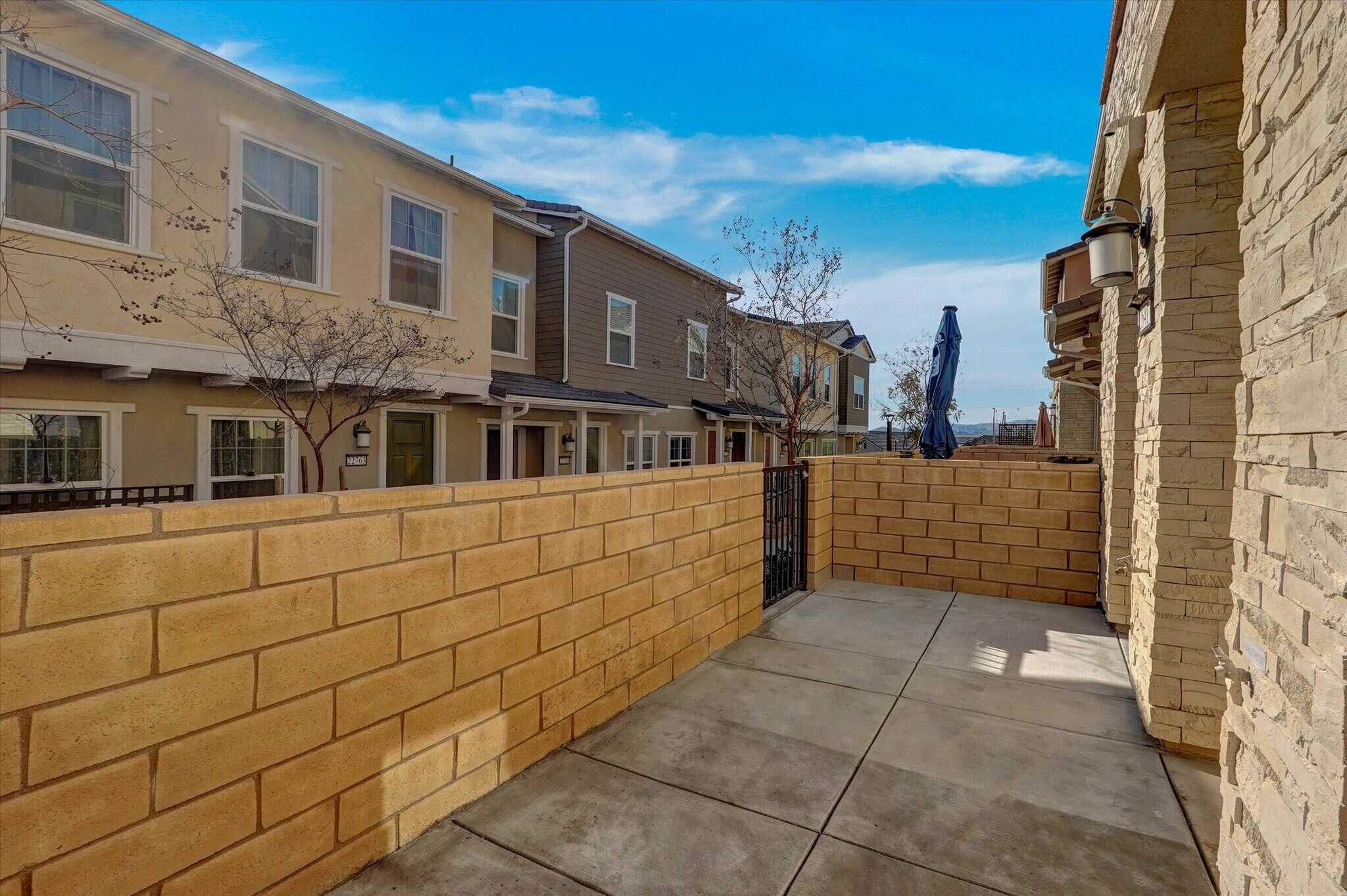 Building Photo - 26417 Choral Ln