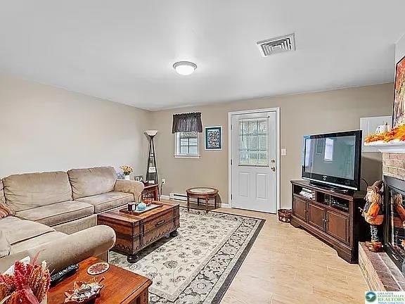 Building Photo - 2080 Johnston Dr