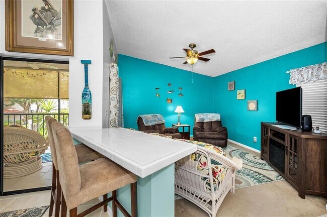 Building Photo - 300 S Florida Ave