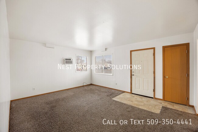 Building Photo - 1225 Arlington Dr