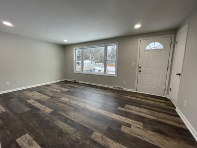 Building Photo - 30 June Dr