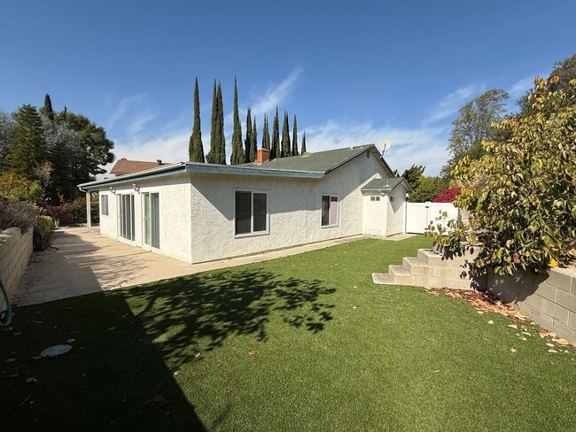 Building Photo - 4 Bedroom 2 Bathroom home available for rent NOW