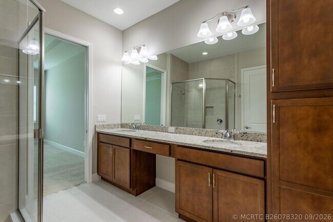 Building Photo - 16287 Melogold Dr