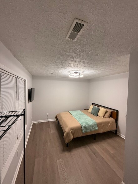Building Photo - 8918 Habersham Dr