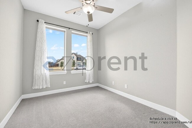 Building Photo - 2900 Blf Crk Dr