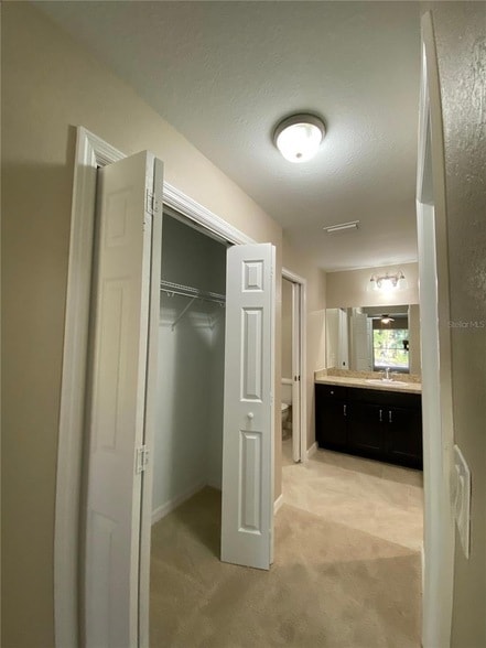 Building Photo - 5860 SW 197th Terrace