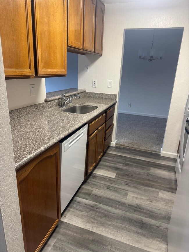 Building Photo - 39997 Cedar Blvd