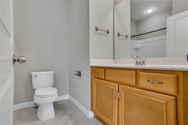 Building Photo - 3026 Eltham Pl