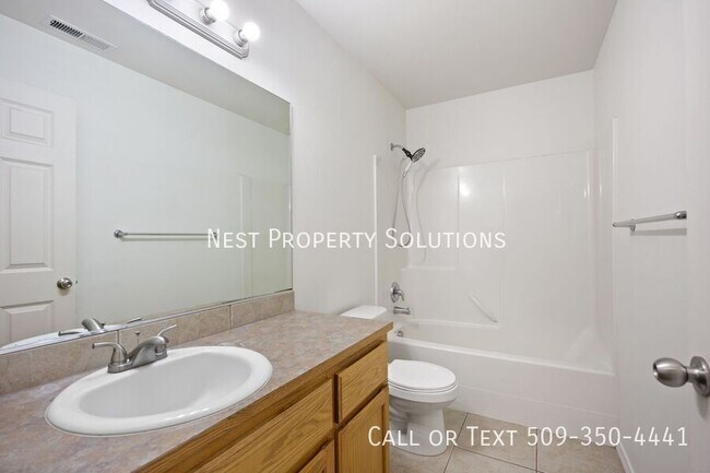 Building Photo - 440 Laguna Dr