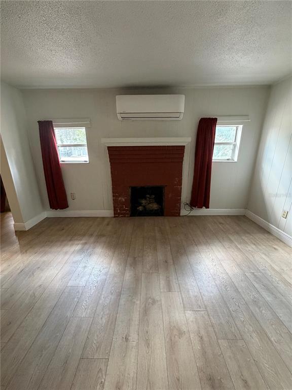 Building Photo - 443 McFall Ave