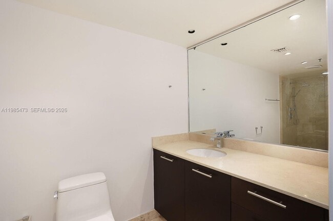 Building Photo - 201 Crandon Blvd