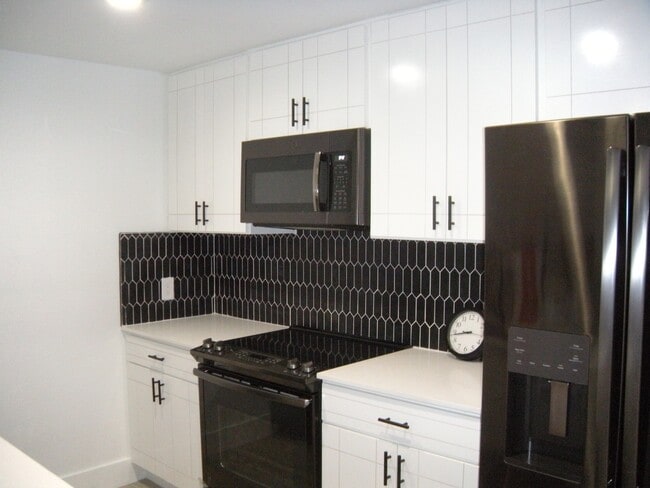 Building Photo - K056 - Orange Tree #79