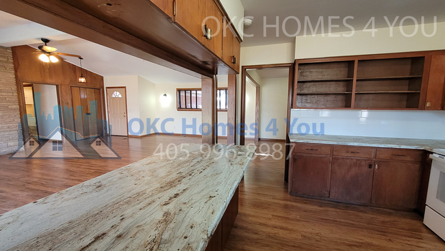 Building Photo - 4724 N Tulsa Ave