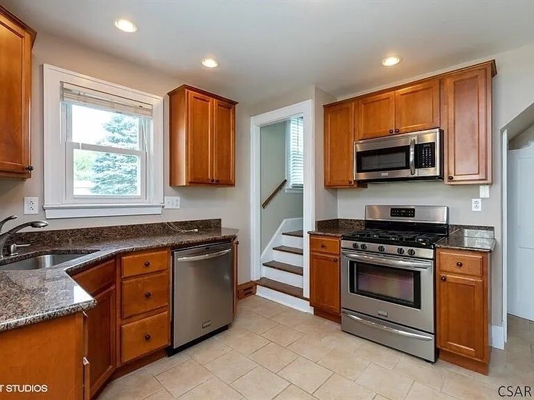 Building Photo - 1022 Menoher Blvd