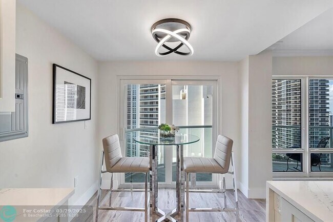 Building Photo - 3400 Galt Ocean Dr
