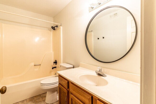 Building Photo - 1476 Gray Stone Court - Millcreek