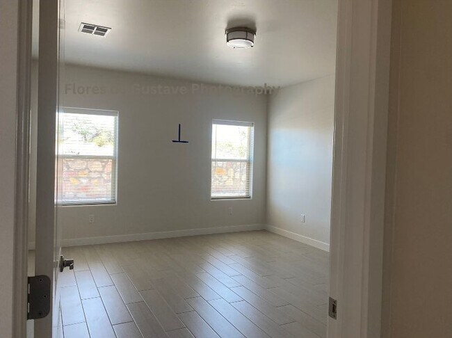 Building Photo - 2681 Silver Hawk Ave