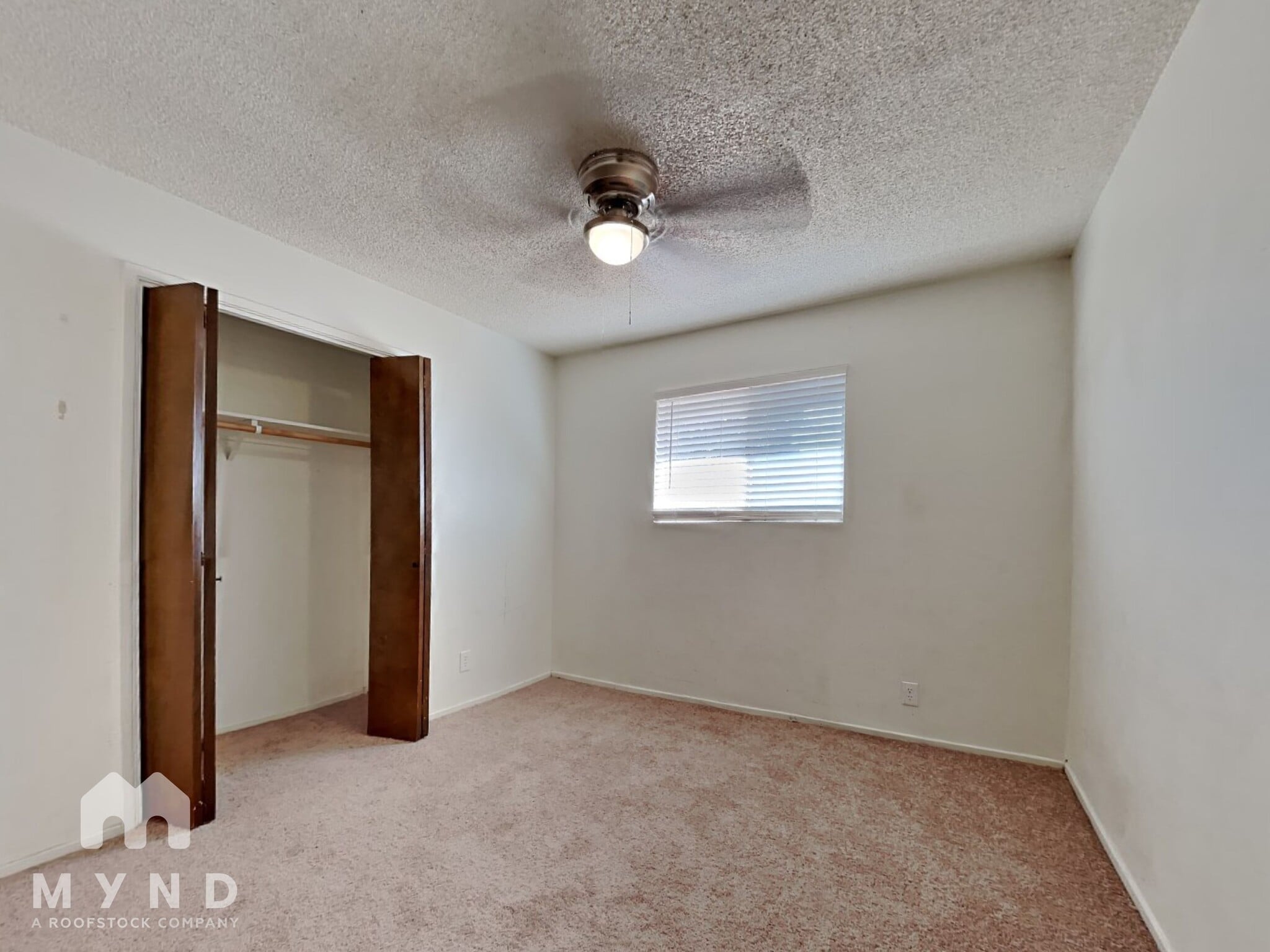 Building Photo - 644 S Hill
