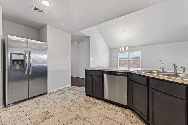Building Photo - 20811 Birch Hts Trl