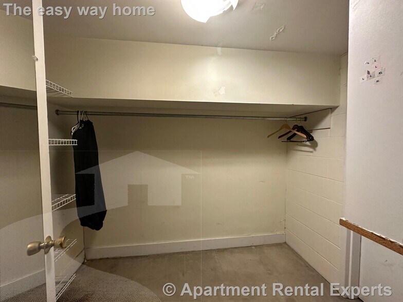 Building Photo - 14 Yarmouth St