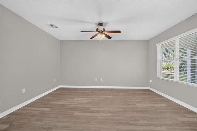 Building Photo - 16441 Treasure Point Dr