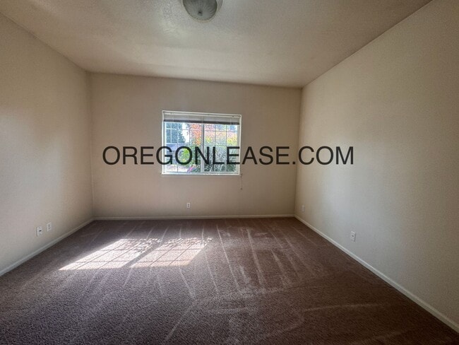 Building Photo - 3386/3390 Arrowhead st