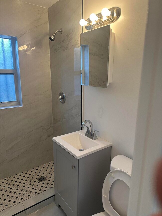 Building Photo - 2140 NW 120th St