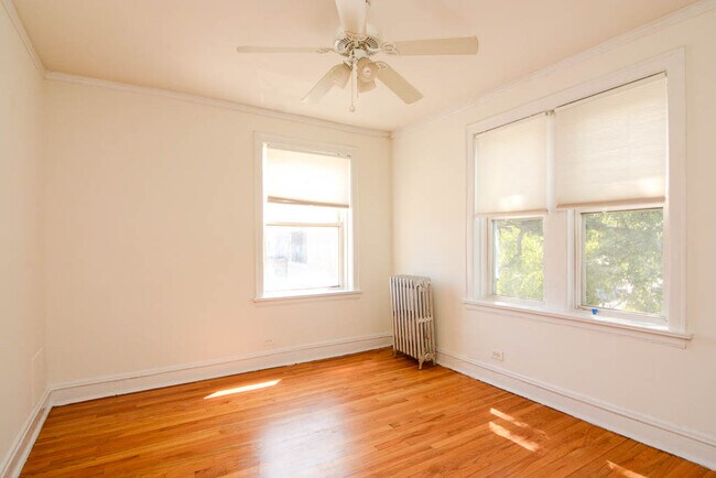 Building Photo - 4801 N Fairfield Ave
