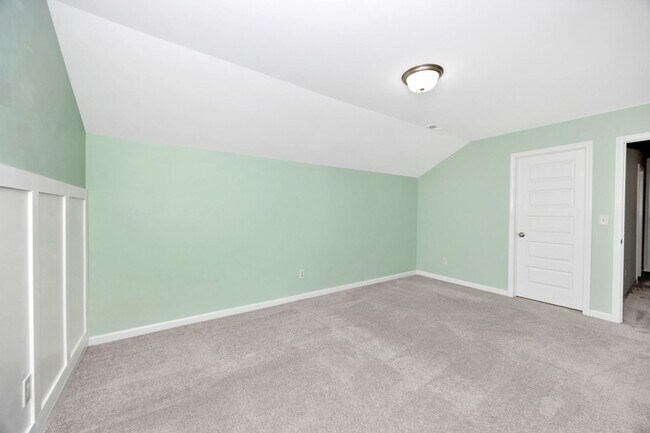 Building Photo - Beautiful 4-Bedroom Home with Office, Bonus Room, and Large Backyard