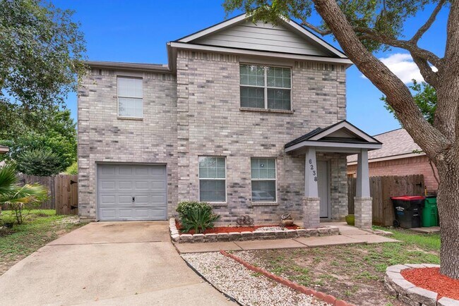 Primary Photo - 6238 Cottage Pines Dr