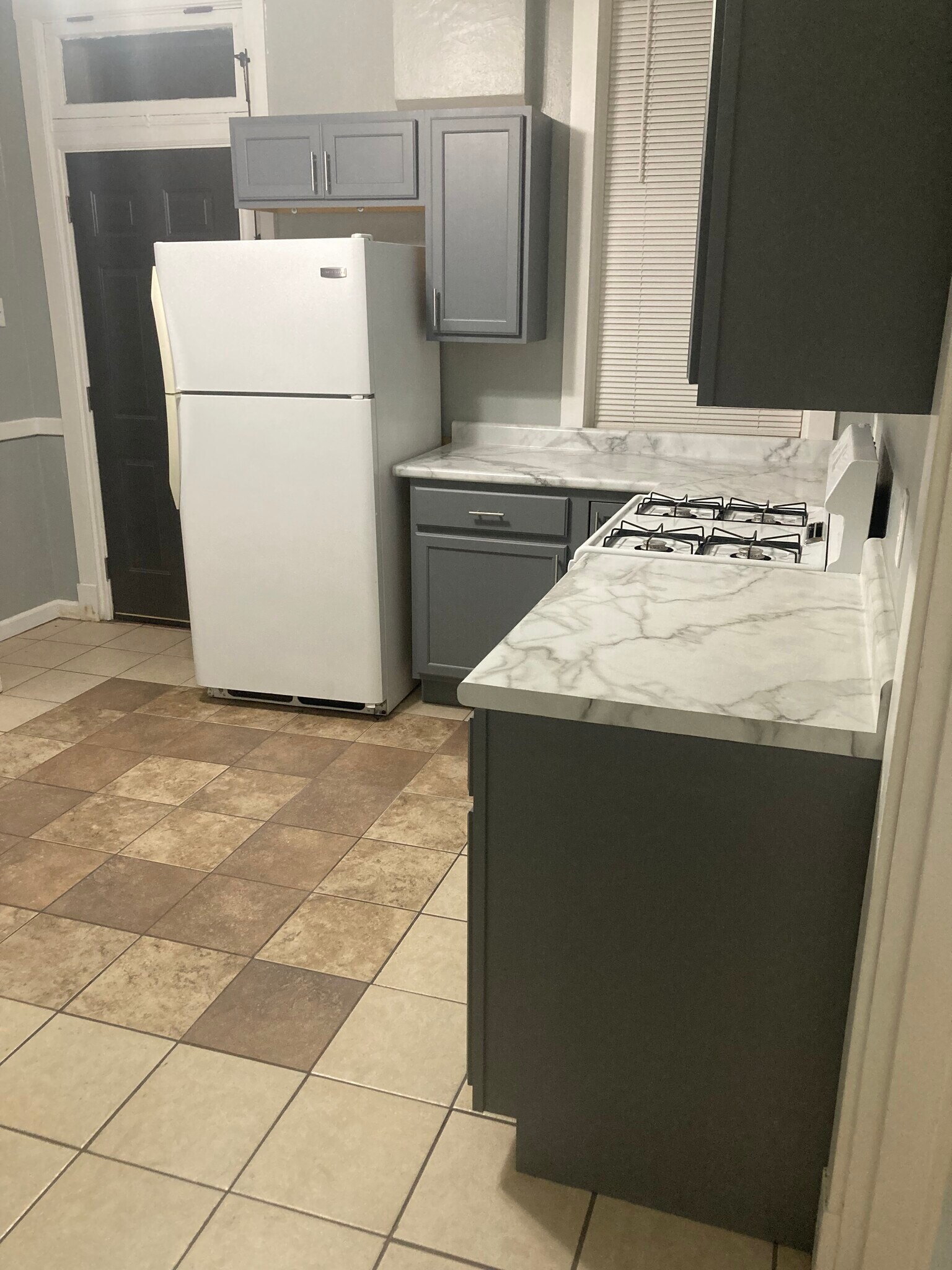 Building Photo - 4233 Meramec St