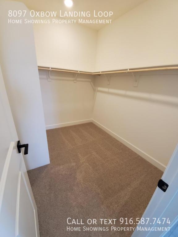 Building Photo - 8097 Oxbow Lndg Lp