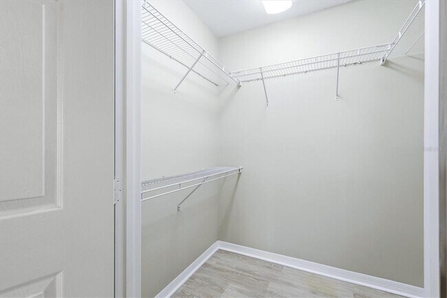 Building Photo - 1015 Villagio Cir