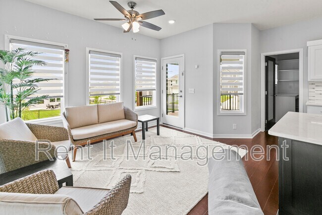 Building Photo - 18765 Larimore St