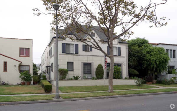 Building Photo - 445-449 S Rexford Dr